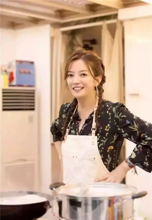 杨桃辫编发,杨桃辫怎么扎好看