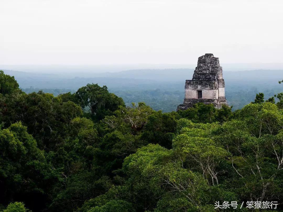 发现了长得像图卢姆的准网红小镇，人均500住进加勒比海景别墅