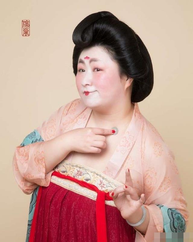 以胖为美大唐,唐服女装惊艳国外