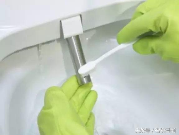 东鹏智能马桶喷嘴漏水,智能马桶喷头堵塞怎么快速解决