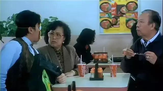 逃学威龙三部曲哪部最好看,逃学威龙的3个经典