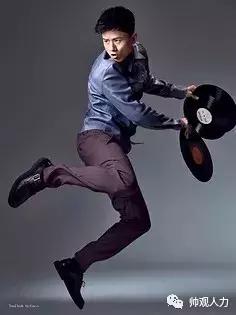 张杰杰出的流年在哪个软件阅读,歌手张杰身负各种标签