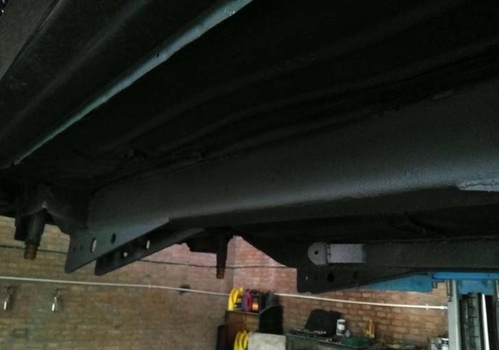 切诺基213改大脚,切诺基213升高5寸改装