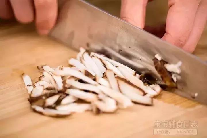 辅食加点奶粉,辅食加什么补钙