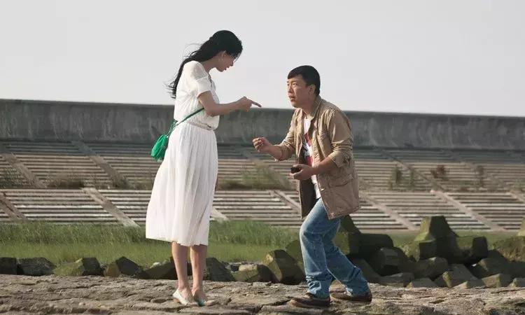 被*袜丝**毁掉的中国女人：审美力，才是一个人的核心竞争力