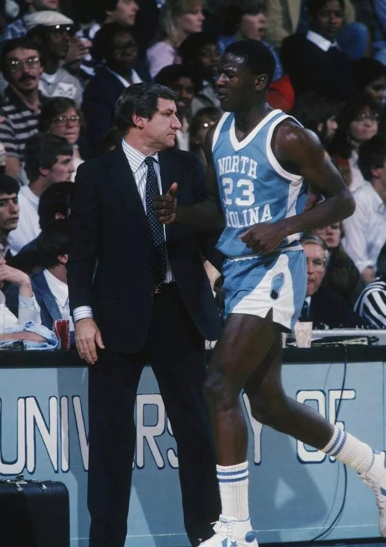 对nike有什么了解,对nike有重要意义的田径场是哪里