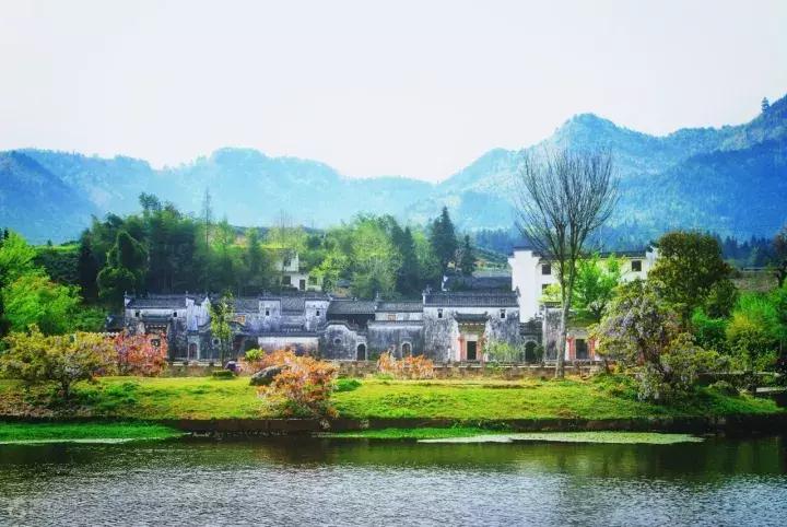 走进徽派建筑,走进黟县县城