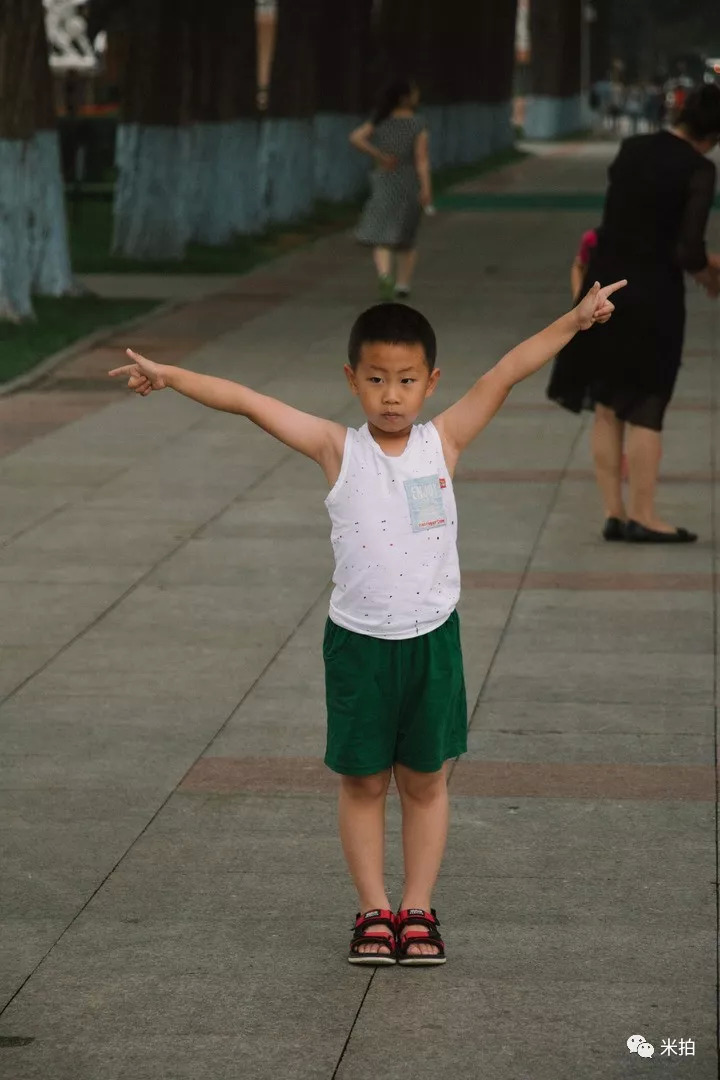这个夏天，100位年轻的摄影师在这里C位出道！