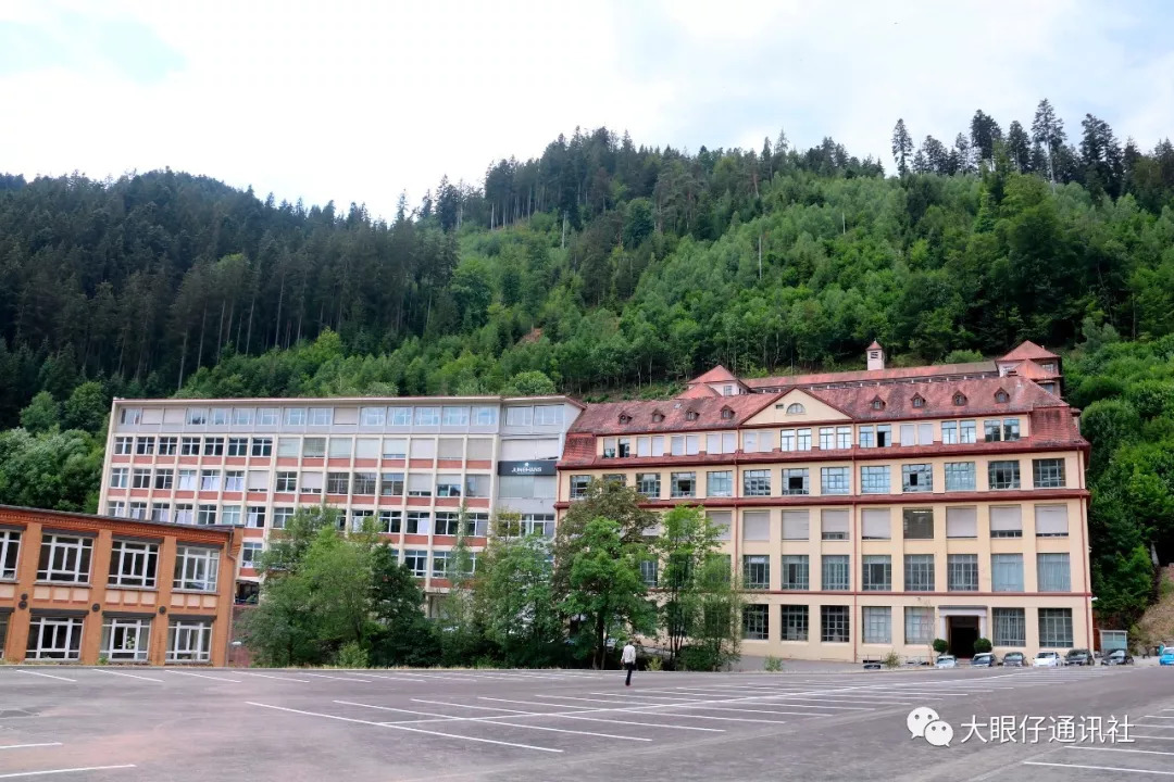 荣汉斯相当于什么档次,德国荣汉斯手表排名第几