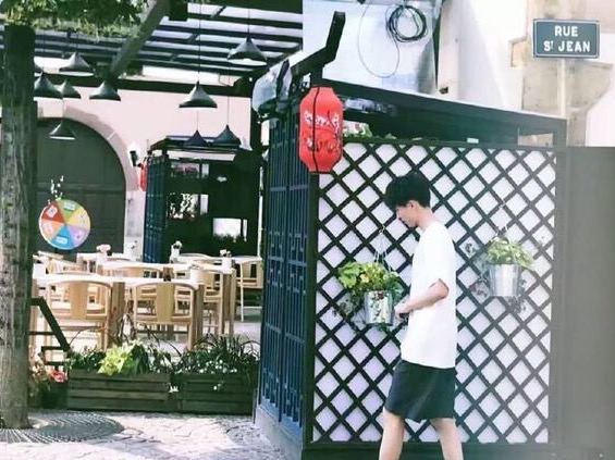 跟着王俊凯学护肤,跟着小凯学穿搭