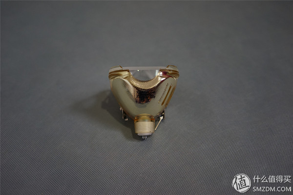 投影灯泡更换方法是什么,投影灯泡自己如何更换