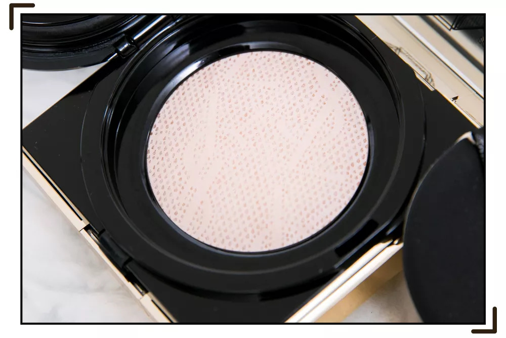 适合干皮状态不好的底妆,夏季不脱妆粉底