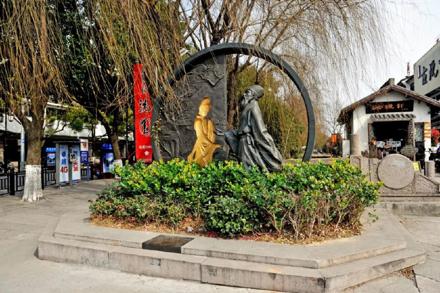 八首经典诗词，带火八个AAAA*级A**景区