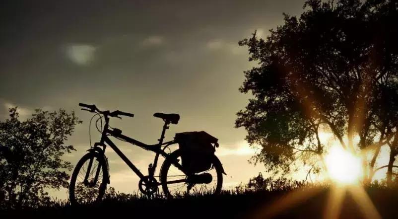 一天坚持骑行15公里的好处,坚持骑行身体有多强壮