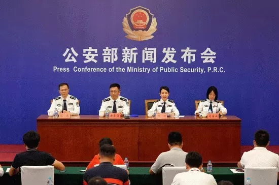 出入境证件全国通办条件及材料,4月1日起出入境证件可以全国通办