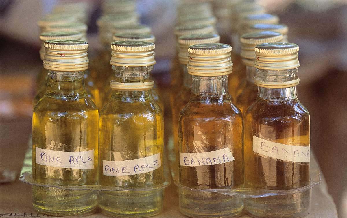 墙漆粘手上怎么处理,墙上沾了油漆怎么处理