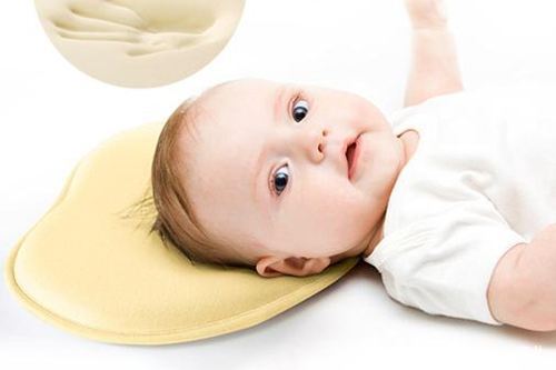 宝宝什么时候用枕头最合适,婴儿需要枕头吗多大可以使用枕头