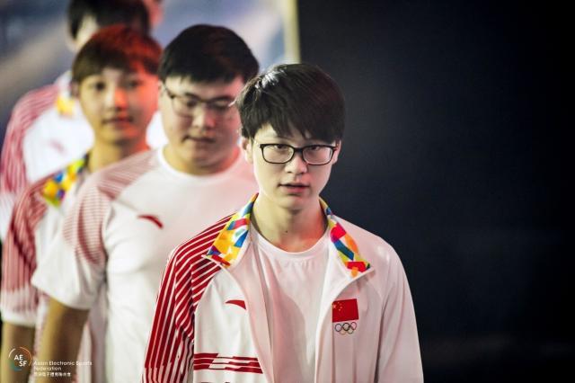 亚运会中国电竞队纪录片,电竞冠军的故事