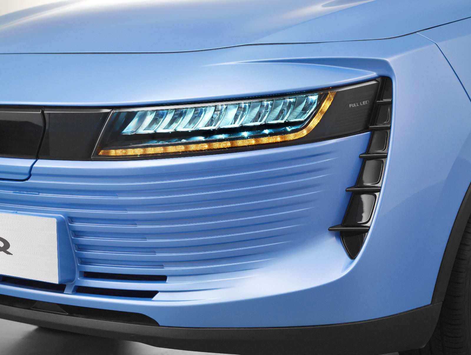 掀背式车顶，360公里纯电续航，这款纯电车卖8.98万起