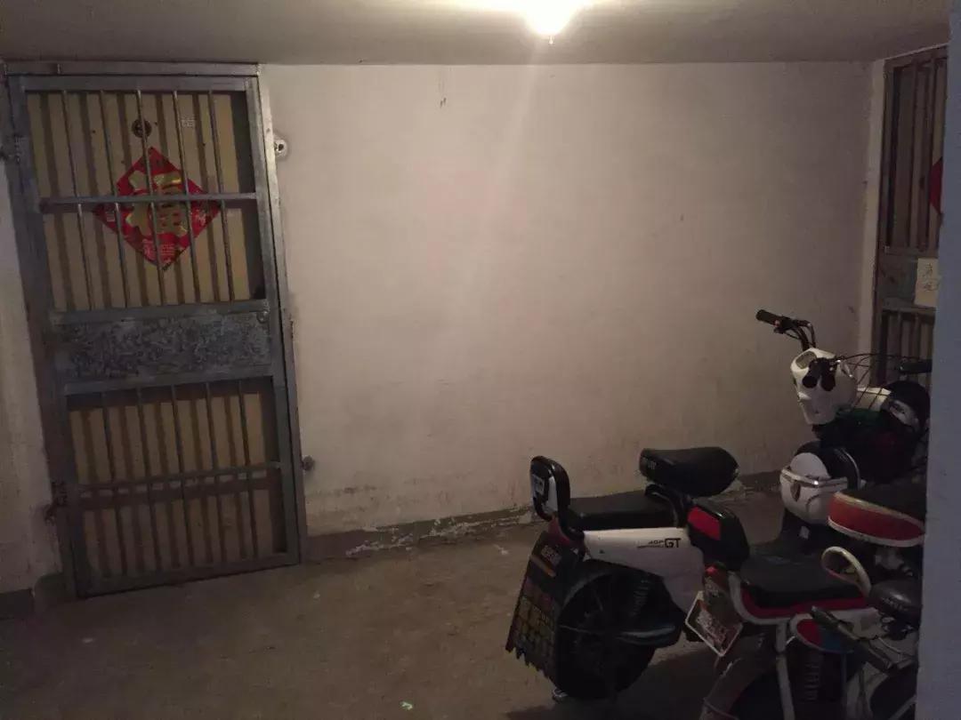 惊了！徐州一老小区，电梯坏了，还卖1.3万/㎡！