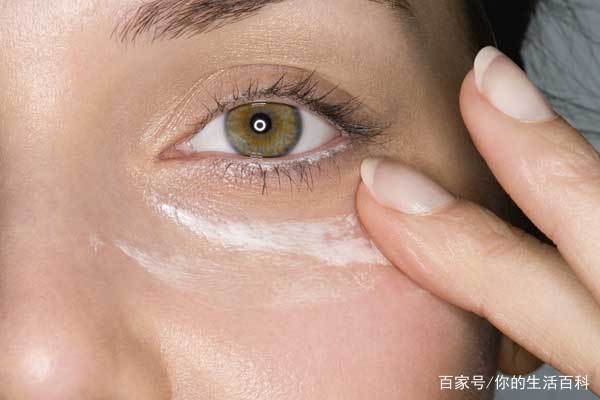 减缓脸部皱纹最简单有效的方法,改善眼部皱纹最有效的方法