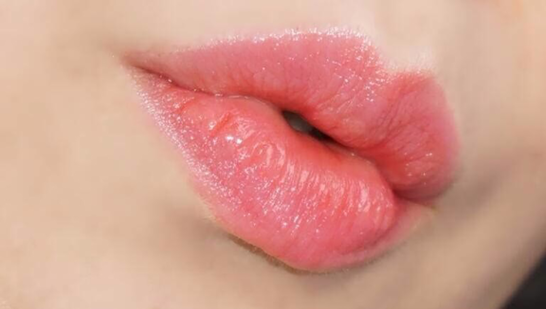 迪奥口红变色润唇膏怎么样,dior迪奥粉漾魅惑变色润唇膏015