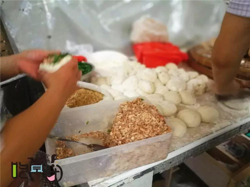 和我到成都的街头走一走伴奏,和我到成都的街头走一走