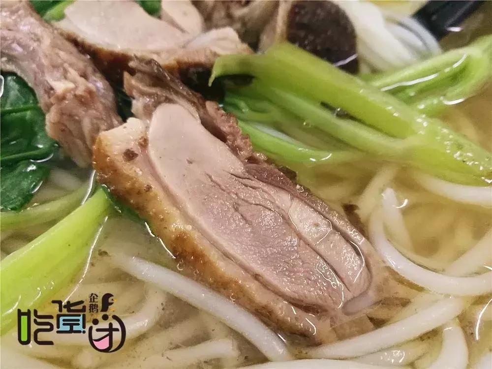 和我到成都的街头走一走伴奏,和我到成都的街头走一走