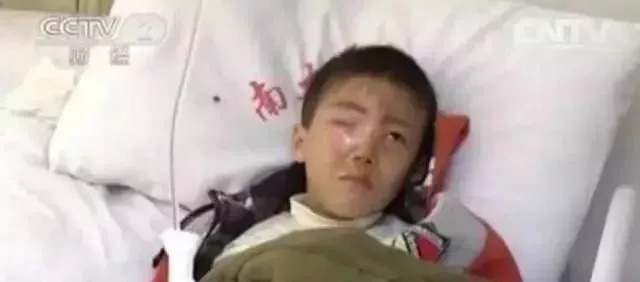 20分钟孩子眼珠被溶化！这东西贵州很多家庭都有，家长千万要警惕！