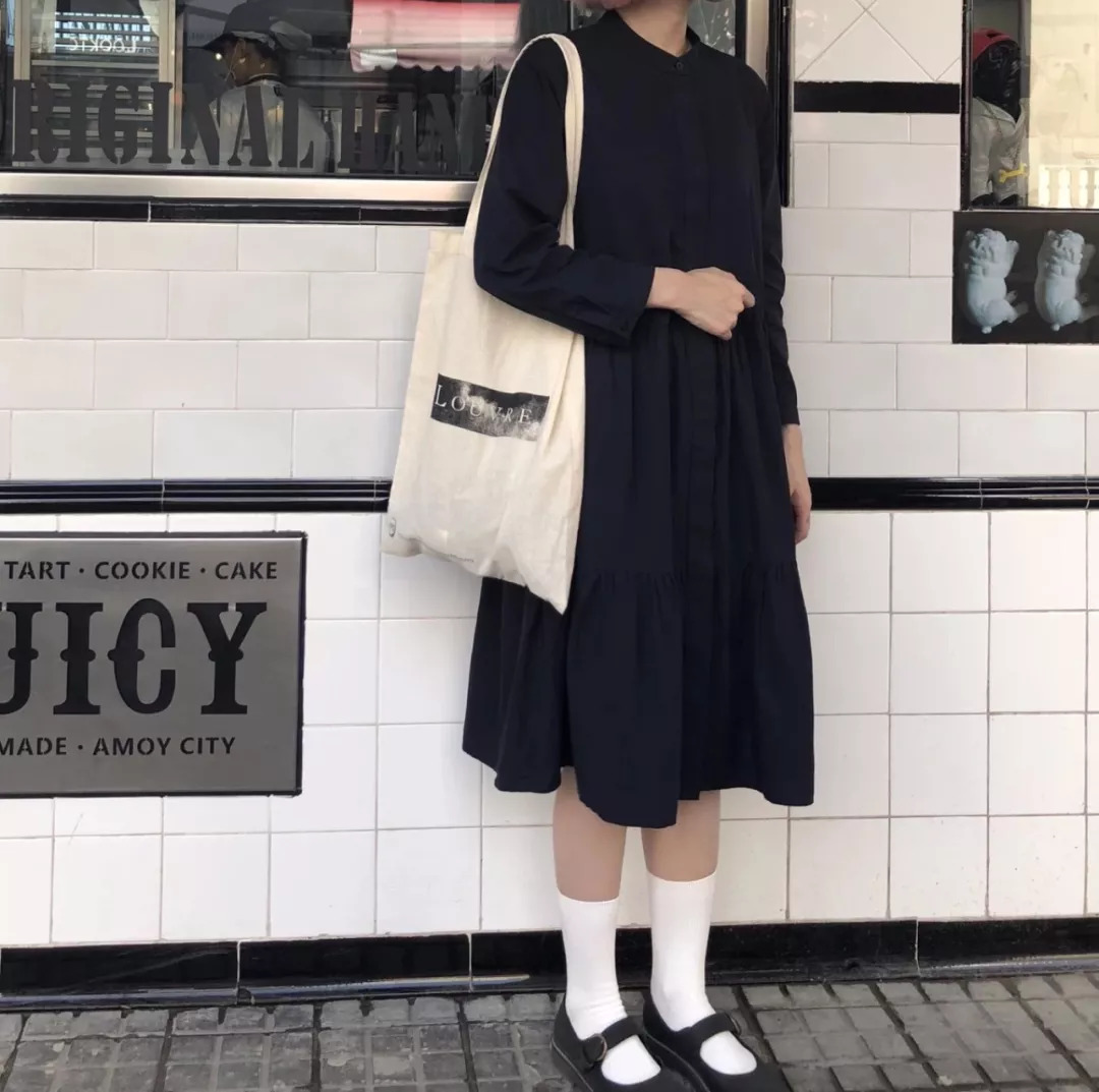 秋装穿什么裙子比较好看,换季必备的100种衣服