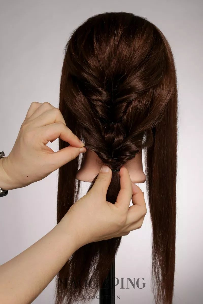 女童8-9岁中短发怎么扎简单又漂亮,30岁短发怎么扎好看又简单漂亮