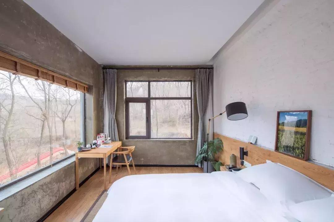 郑州曼哈顿哪个地方适合约会,秋天约会去郑州哪里比较好