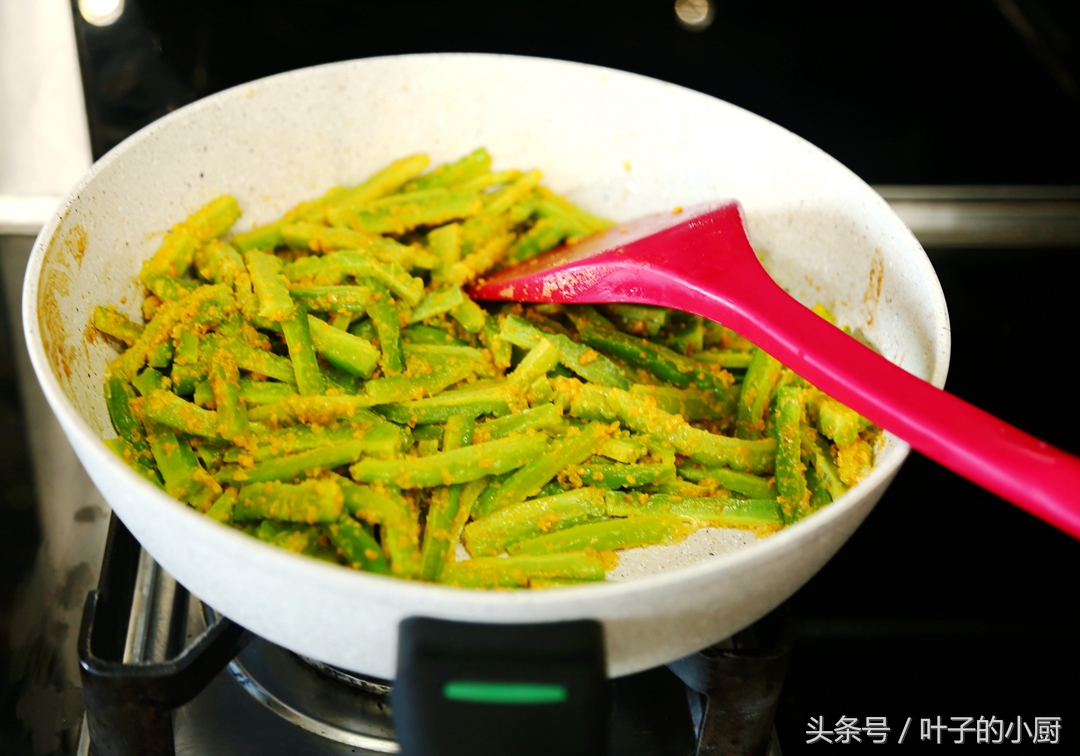 怎么做的苦瓜不苦又脆,苦瓜怎么做才不苦而且还清脆