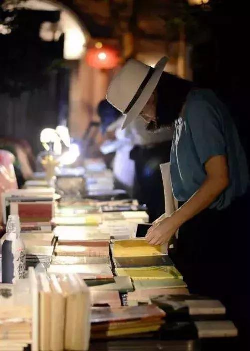 914魔都潮人咖啡节来袭!超人气Café天空书屋草坪胶片电影,好玩