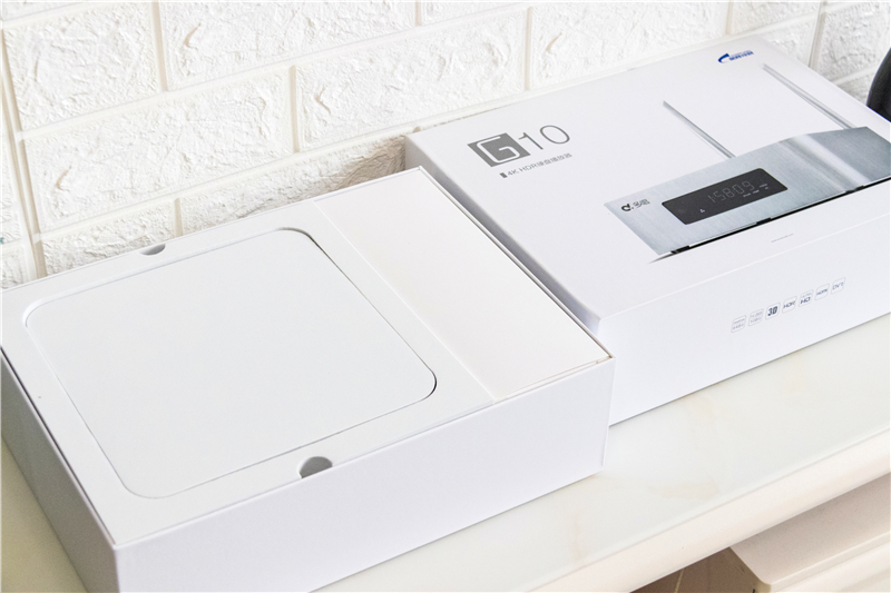 打造家庭影院好一点的要花多少钱,打造家庭版影院用什么投影仪