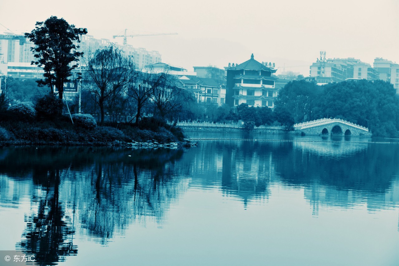 特别虐的校园现言小说,小说微虐现言