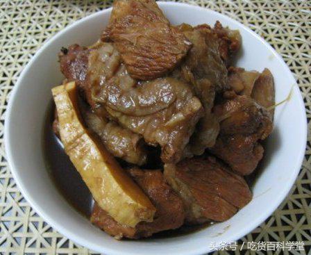 为啥炖出来的牛肉柴的很,牛肉怎么炖才软烂不发柴的关键