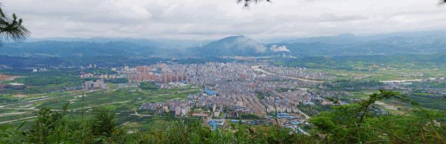 小足球大梦想,小足球大梦想演讲比赛视频