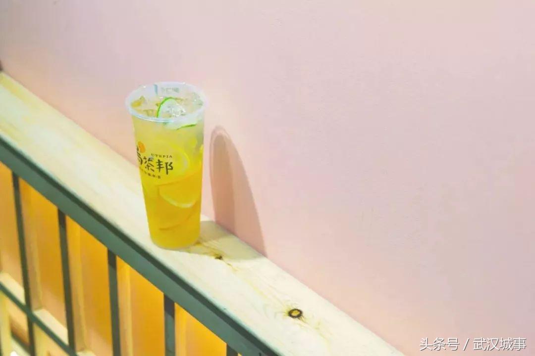 一杯茶饮的理想主义——乌茶邦