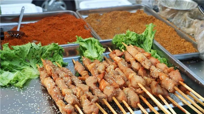 大连必去的小吃街,大连有哪些好吃的小吃一条街