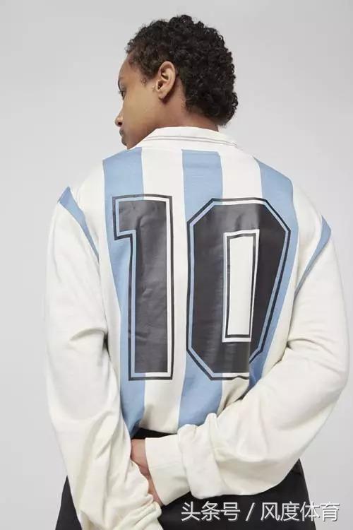 怎样穿球衣才不会怪怪的,怎么穿球衣不露腋下