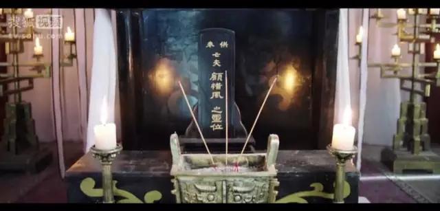 文能妙笔生花武能独步天下,文能提笔赋诗武能舞剑成魔