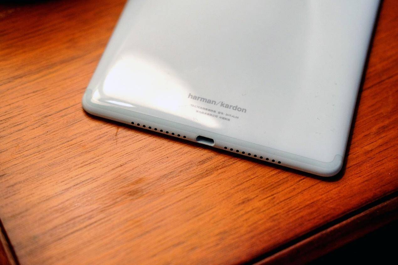 华为平板m5青春版体验视频,华为m5平板青釉版价格