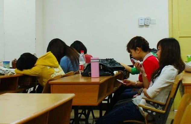 退学、转为专科，对付不学习的大学生，名校从不手软！