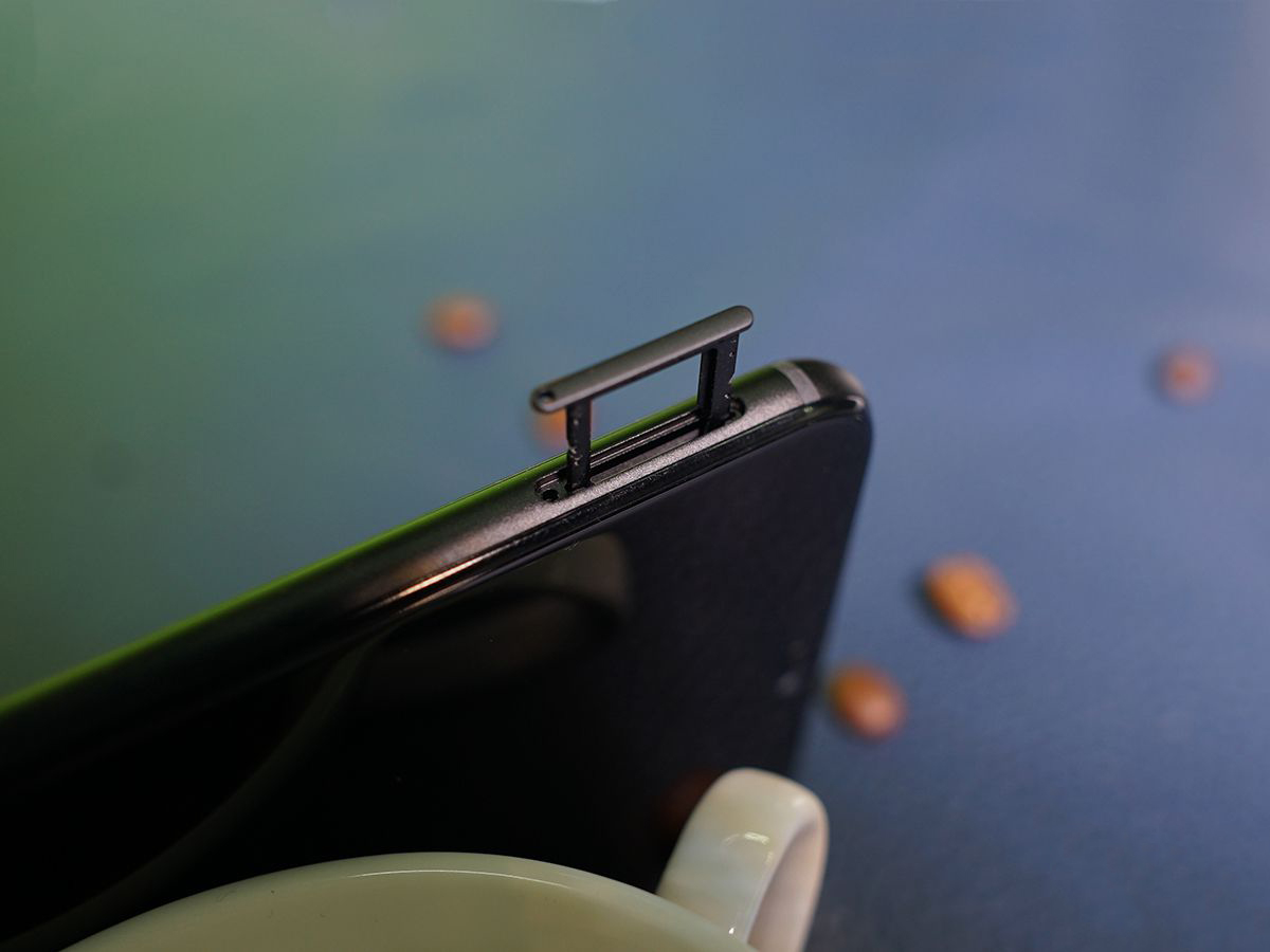 荣耀8X真机图赏，麒麟710，2000+200W双摄，4+64G，售价1399元