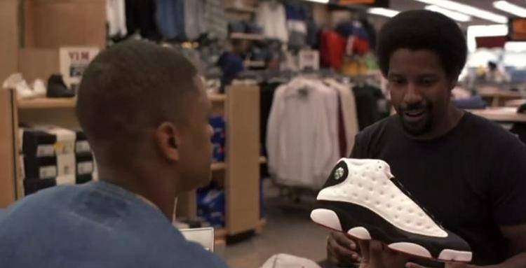 aj鞋的故事,aj1黑红脚趾禁穿的由来