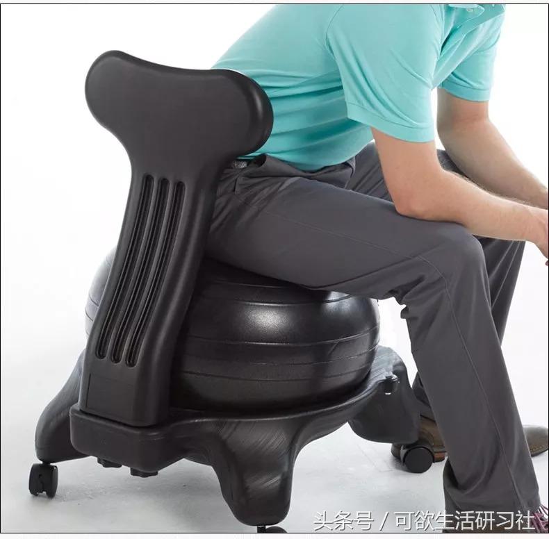 长时间坐着工作，什么样的椅子才能对的起千年老腰？