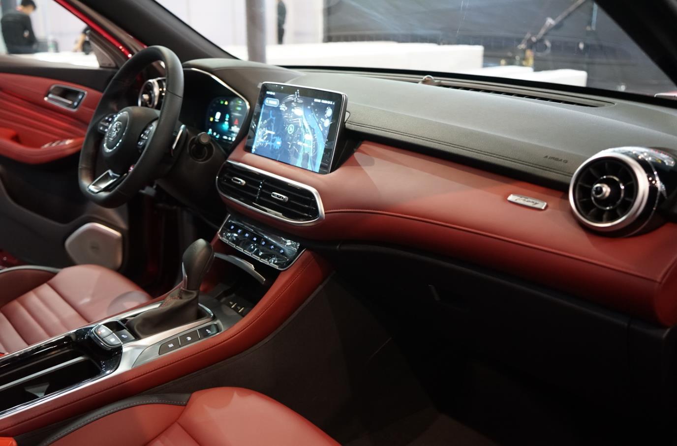 名爵hs指导价1198,名爵hs正式上市颜值配置双拳出击