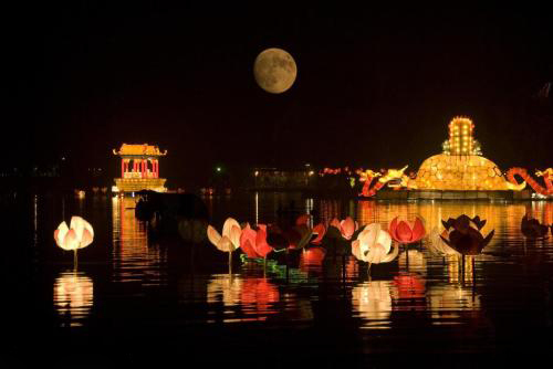 水调歌头苏轼原文鉴赏,水调歌头苏轼诗词下阕的鉴赏