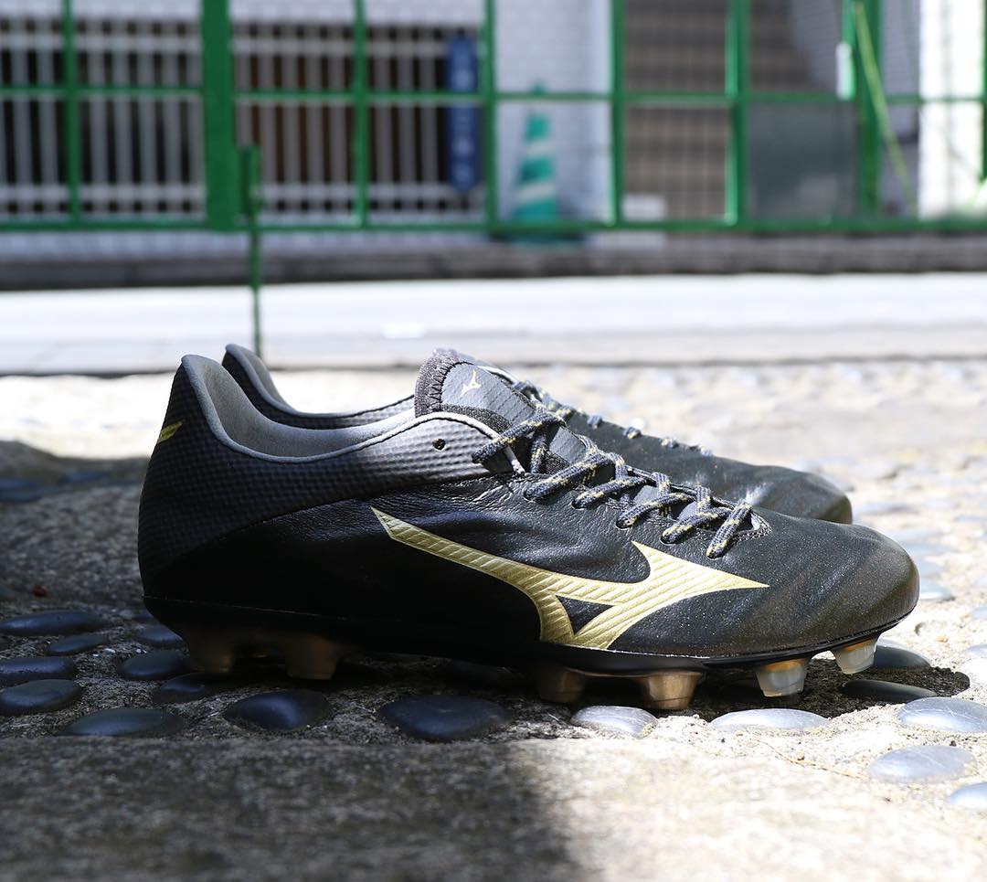 enjoyz足球鞋,安踏enjoyz联名足球鞋